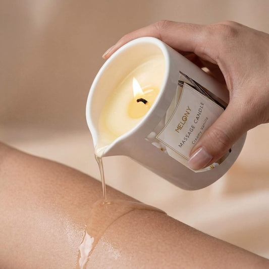 Cream Vanilla MELONY Ultra-Moisturizing Massage Candle (8.1 oz)